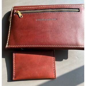 Portland Leather ENVELOPE CONVERTIBLE CROSSBODY and matching mini envelope walle